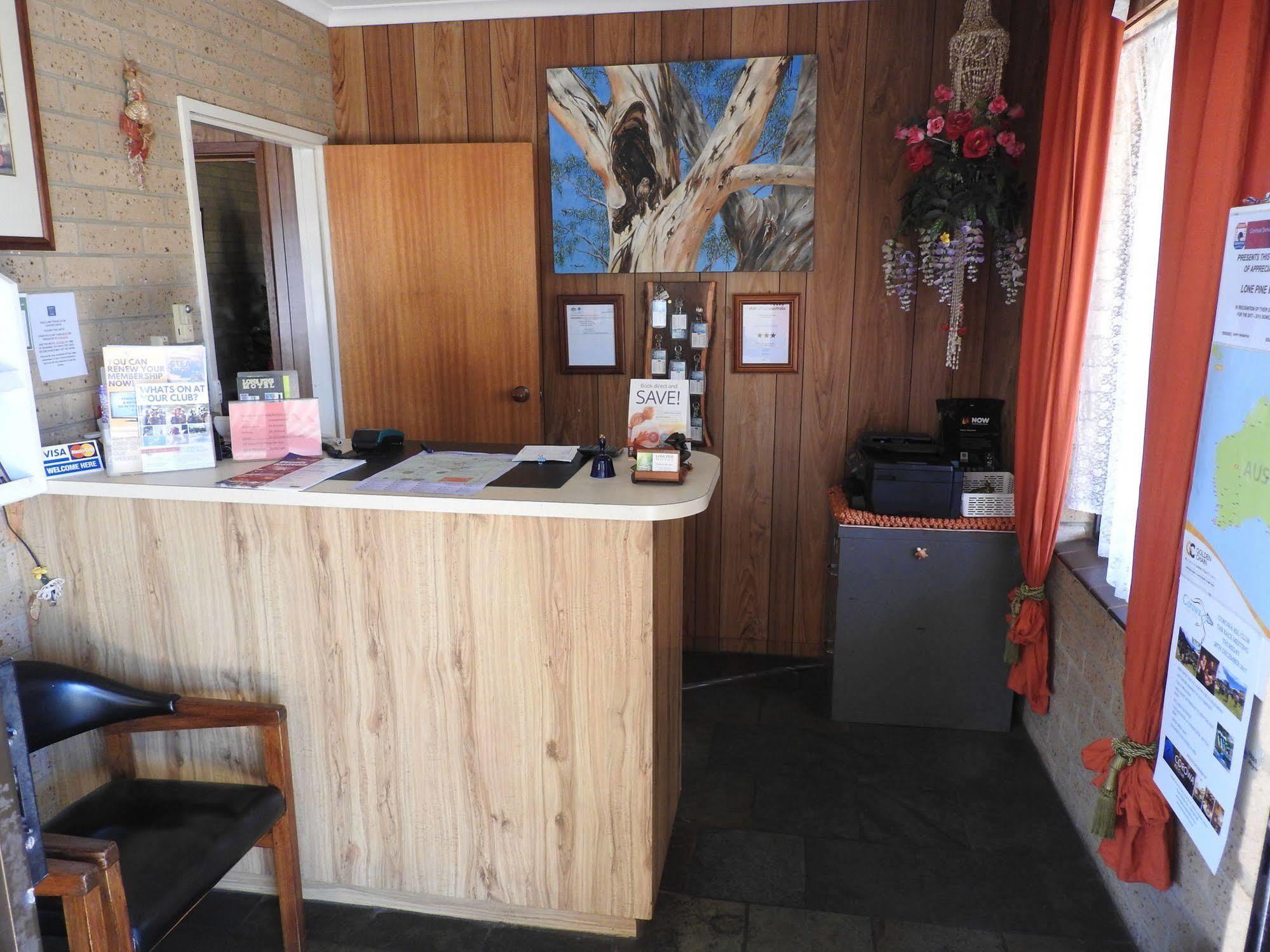 Lone Pine Motel Corowa Buitenkant foto